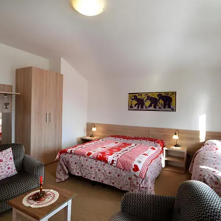 La Casa Di Heidi Nelle Dolomiti Tatil Evi *